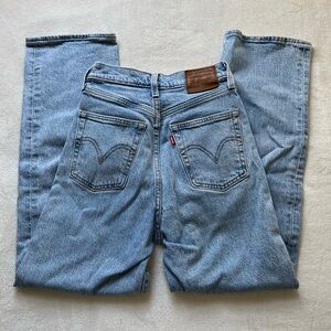 Levi Ribcage Straight Jeans